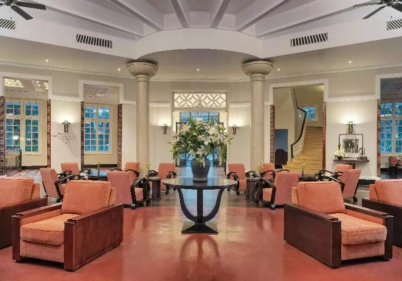 هتل Azerai La Residence Hue