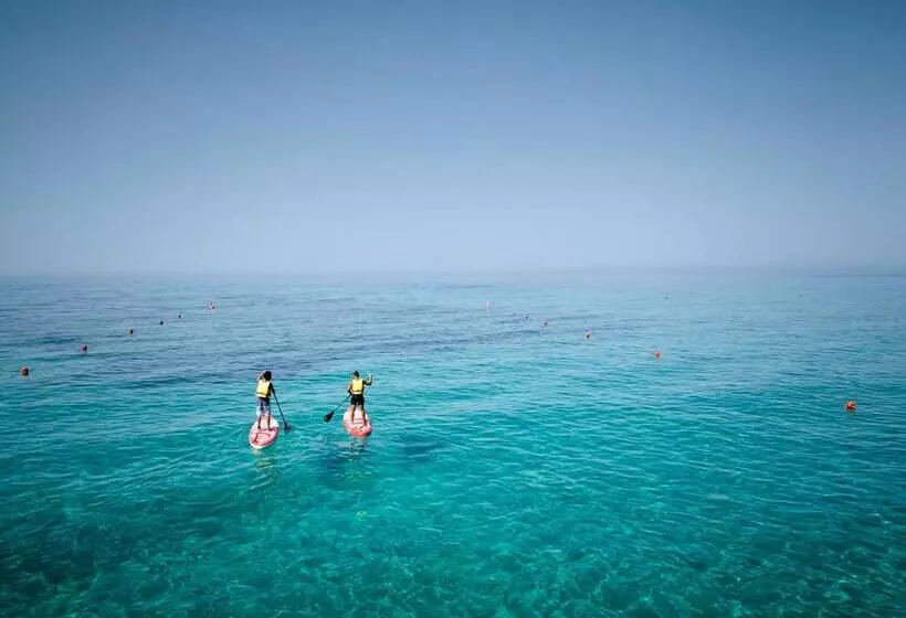 Отель Calaserena Resort