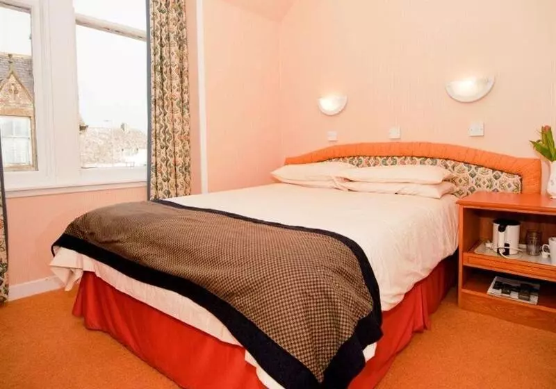 Отель Castletown