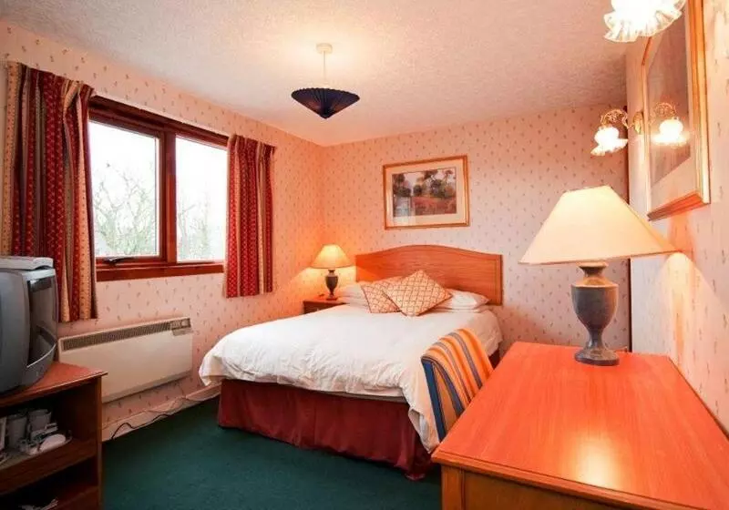 Отель Castletown