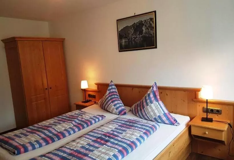 ホテル Gasthof Altes Forsthaus