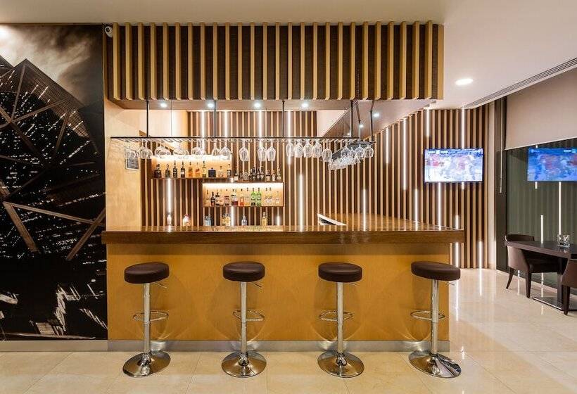 Hotel Hf Fenix Urban