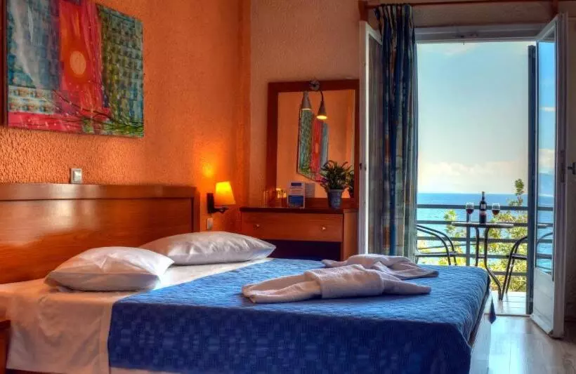 酒店 Kanelli Beach