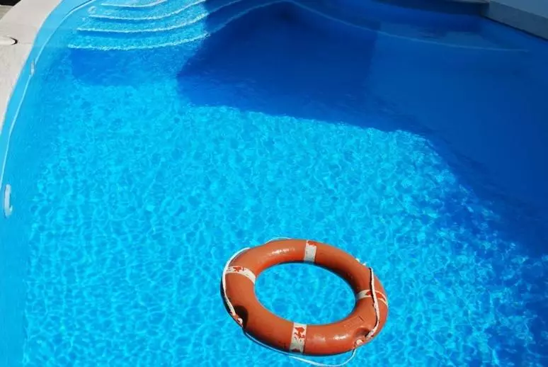 酒店 Kanelli Beach