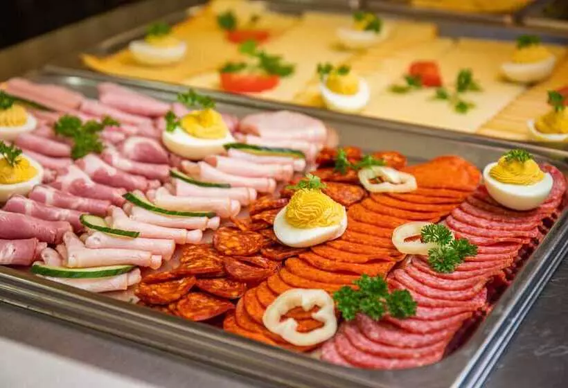 Отель Kristály