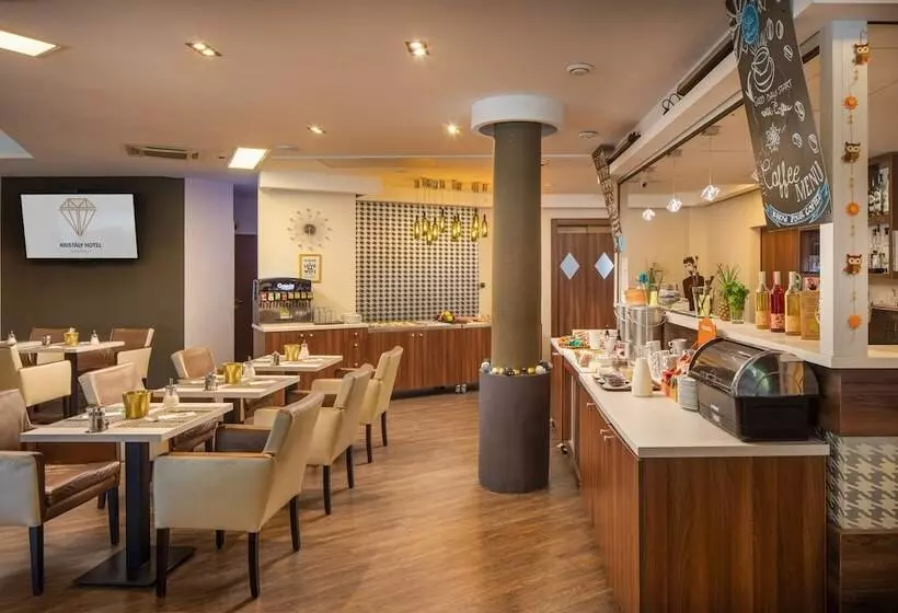 בית מלון כפרי Kristály