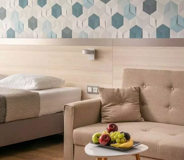 Отель Kristály