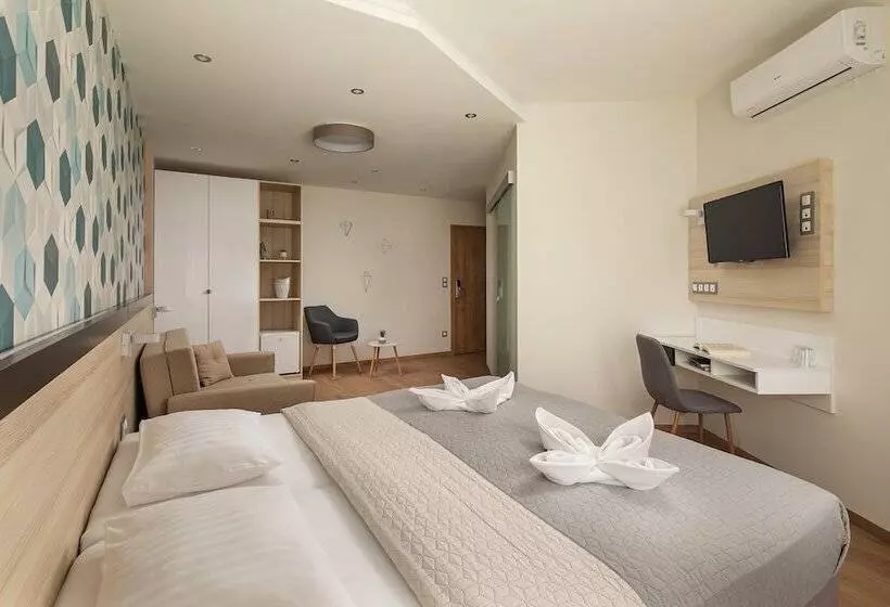 בית מלון כפרי Kristály