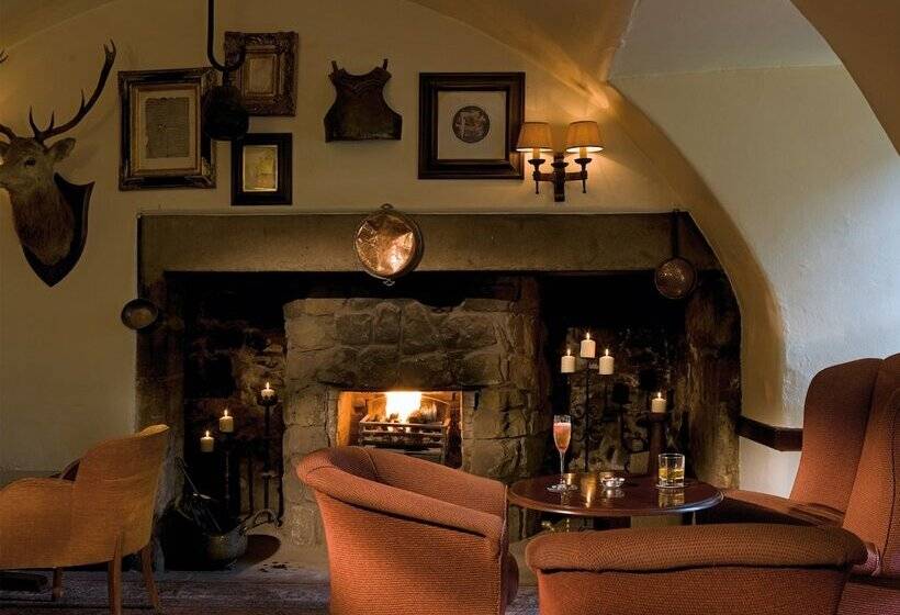 Hotel Macdonald Houstoun House