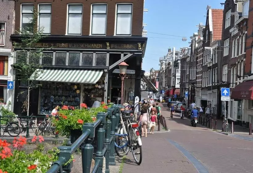 בית מלון כפרי Mozart