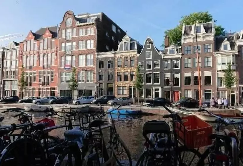 בית מלון כפרי Mozart