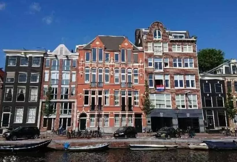 בית מלון כפרי Mozart