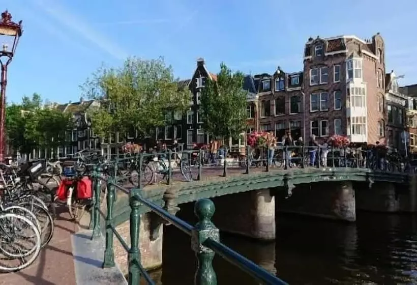 בית מלון כפרי Mozart