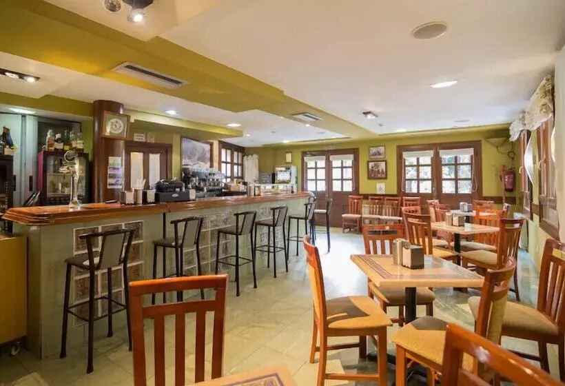 Gran Hotel Rural Cela