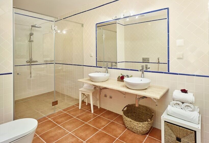 فندق ريفى Rural Quinta Do Marco  Nature & Dining