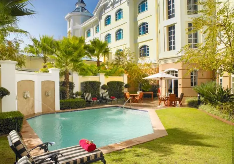 בית מלון כפרי Southern Sun The Ridge