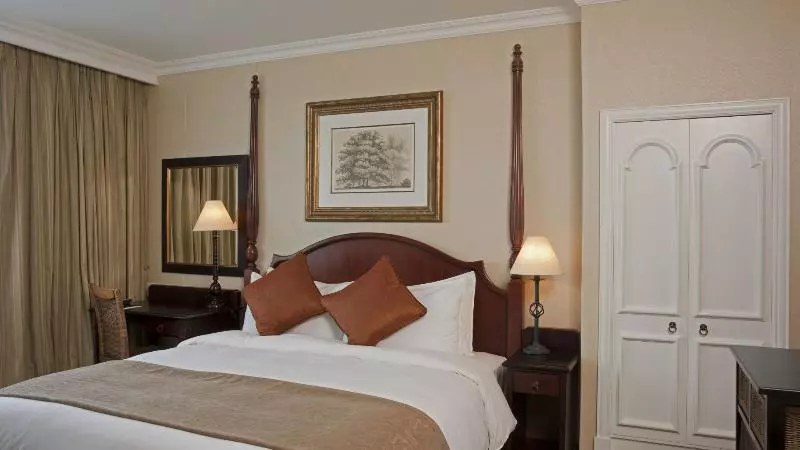 בית מלון כפרי Southern Sun The Ridge