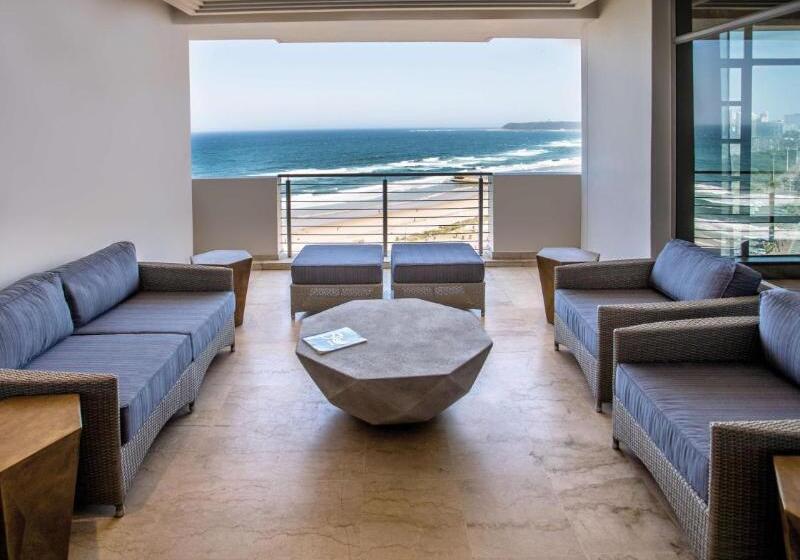 Suncoast Hotel & Towers