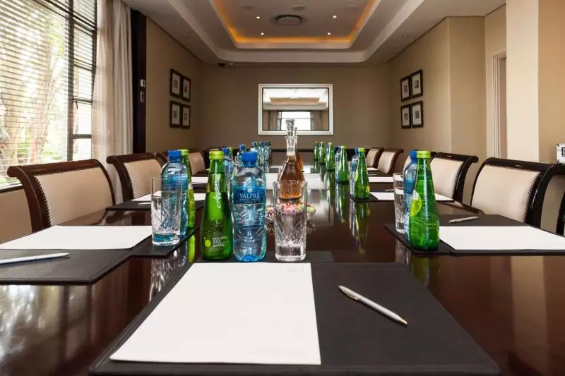 Suncoast Hotel & Towers