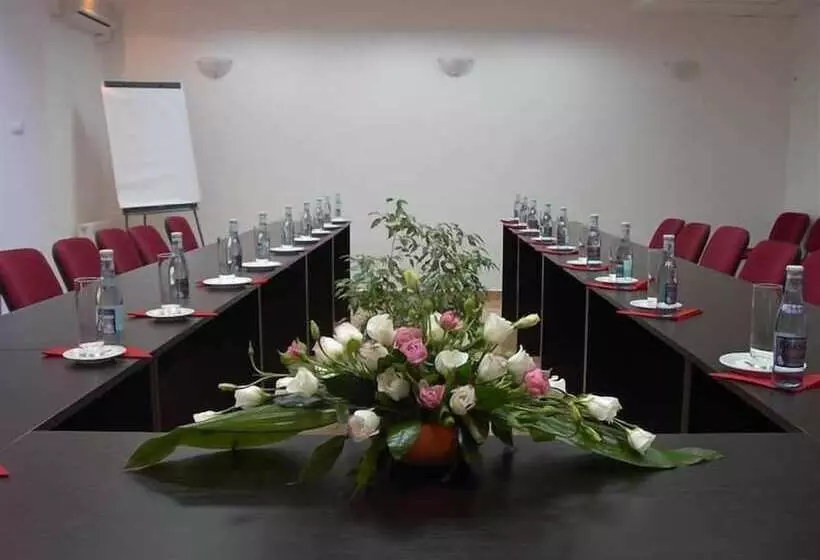 هتل Unique Boutique