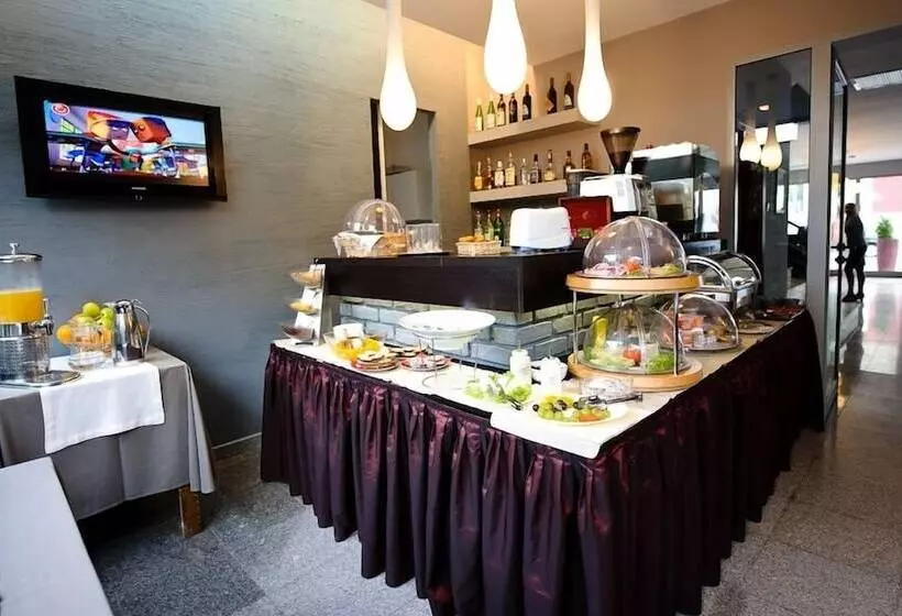 هتل Unique Boutique