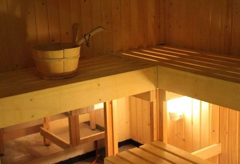 The Vermont Hotel & Vermont Apart