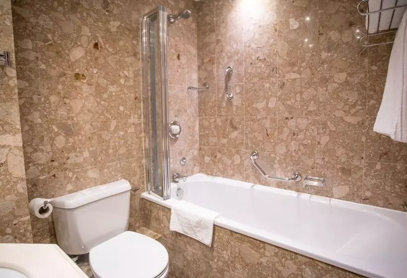 The Vermont Hotel & Vermont Apart