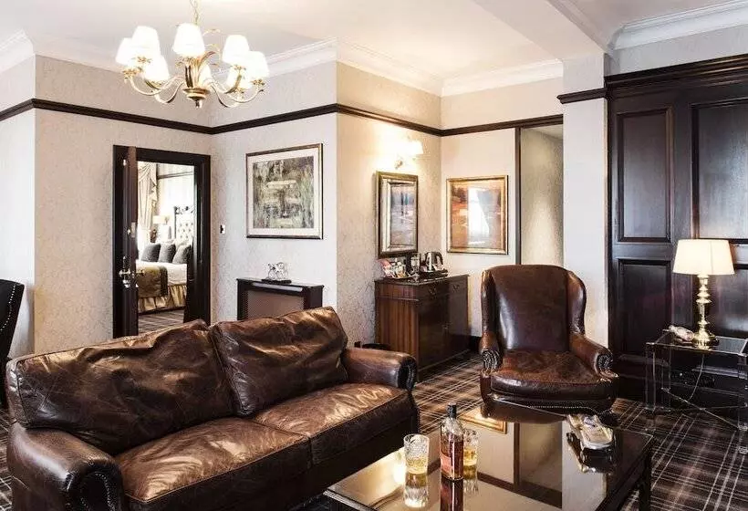 The Vermont Hotel & Vermont Apart