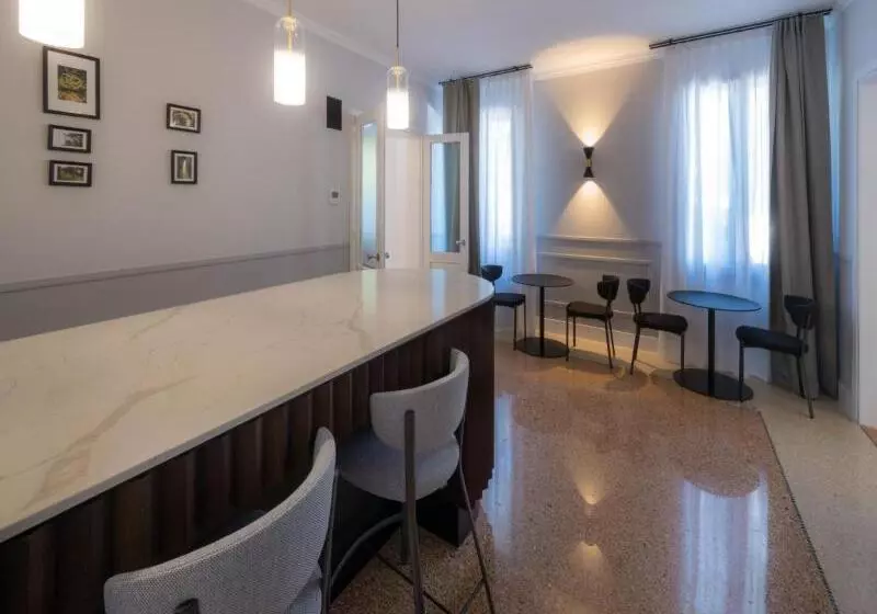 ホテル The Foscarini