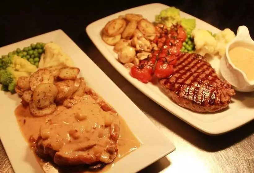 The Swan Motel, Gillingham