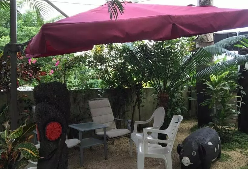 Travellers Motel Vanuatu