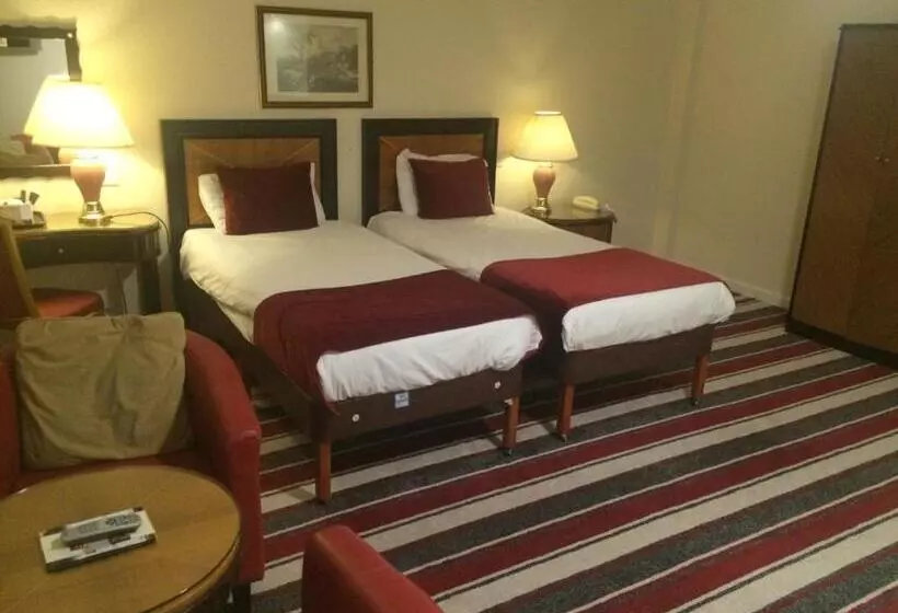 هتل Britannia  Bournemouth