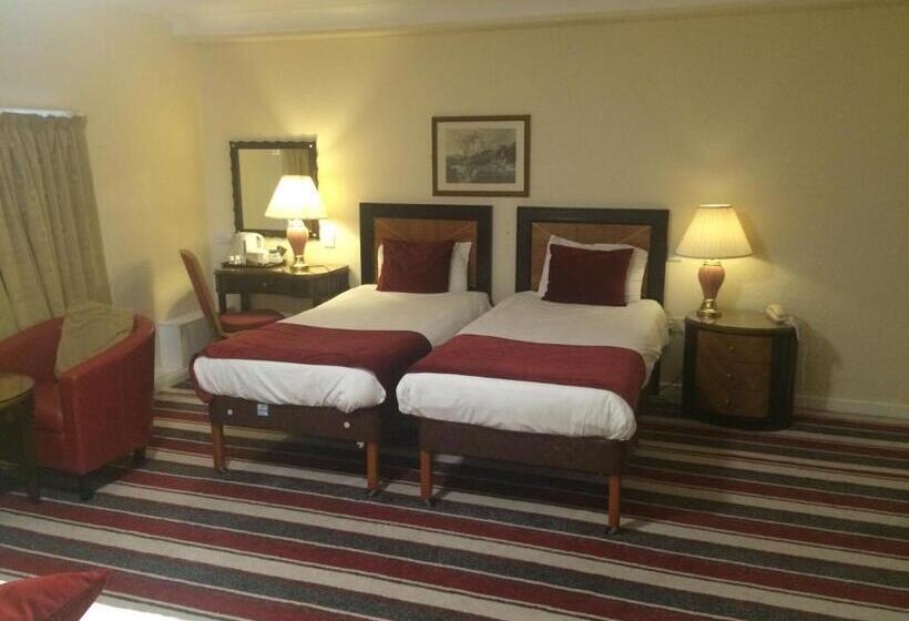 هتل Britannia  Bournemouth