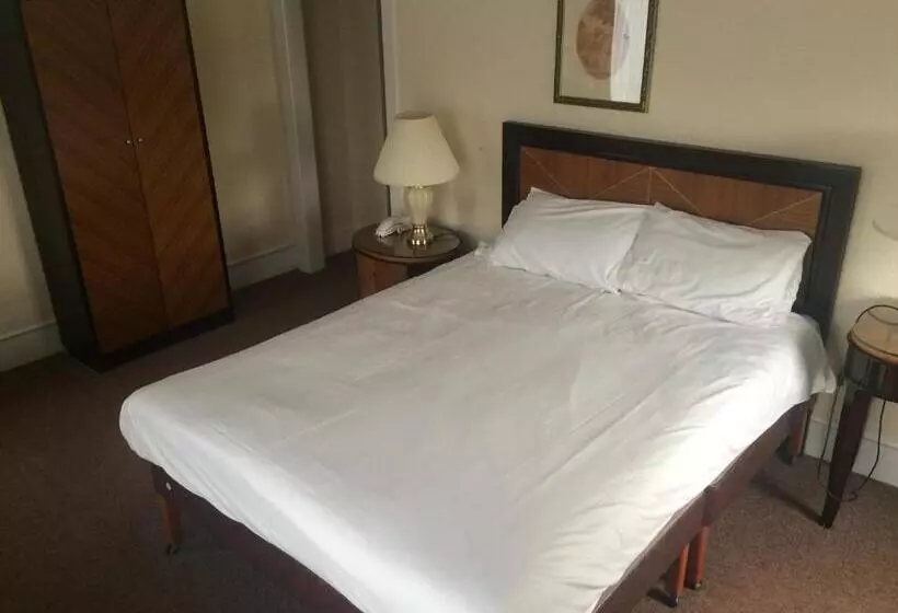 هتل Britannia  Bournemouth