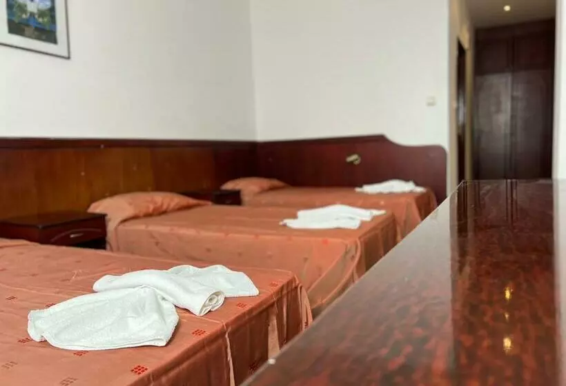 هتل Dahlia Garden