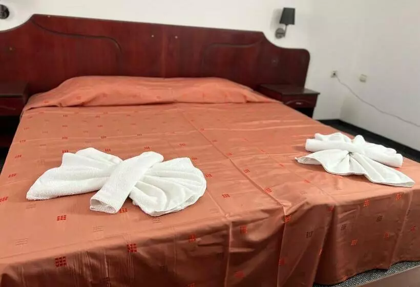 هتل Dahlia Garden