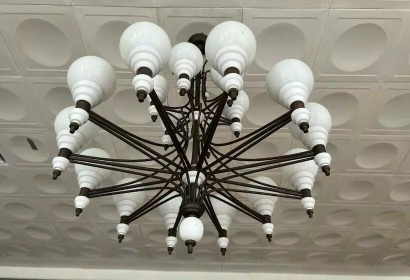 هتل Dahlia Garden