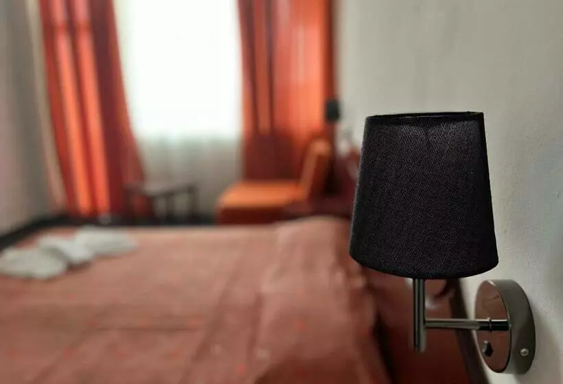 هتل Dahlia Garden