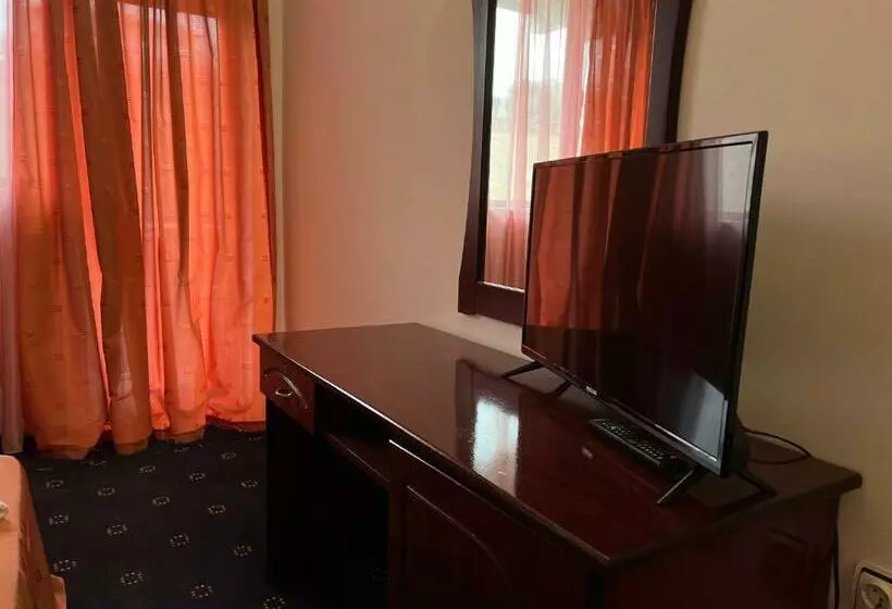 هتل Dahlia Garden