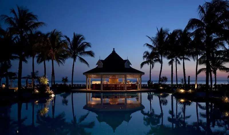 هتل Heritage Le Telfair Golf & Wellness Resort