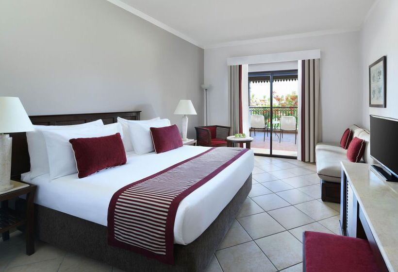 هتل Jaz Belvedere Resort