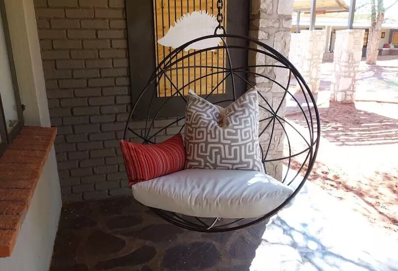 هتل Kalahari Anib Lodge