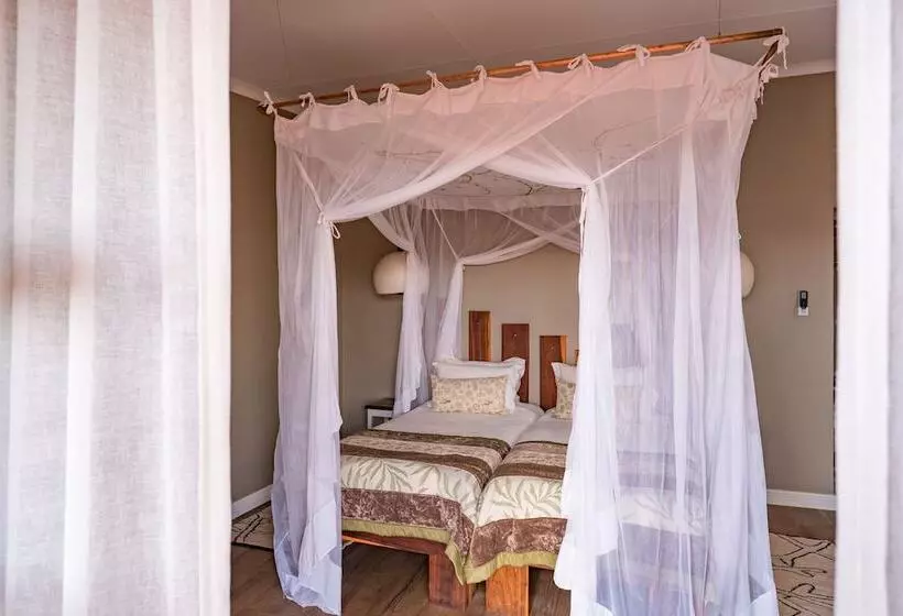 هتل Kalahari Anib Lodge