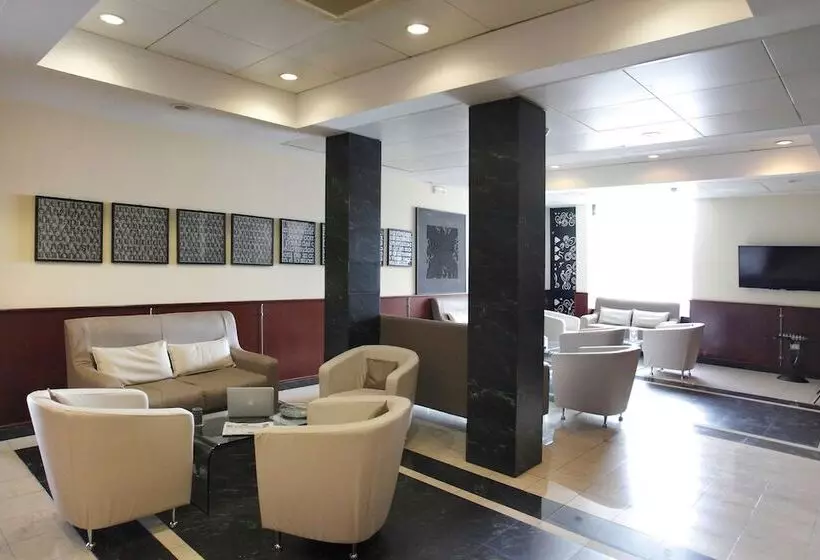 هتل Millennium Gold