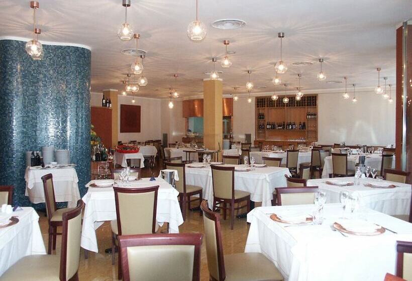 هتل Millennium Gold