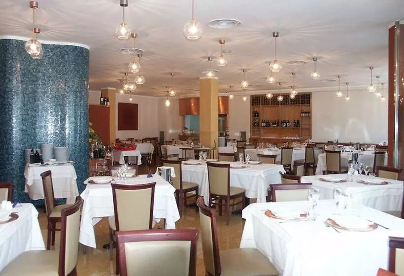 هتل Millennium Gold