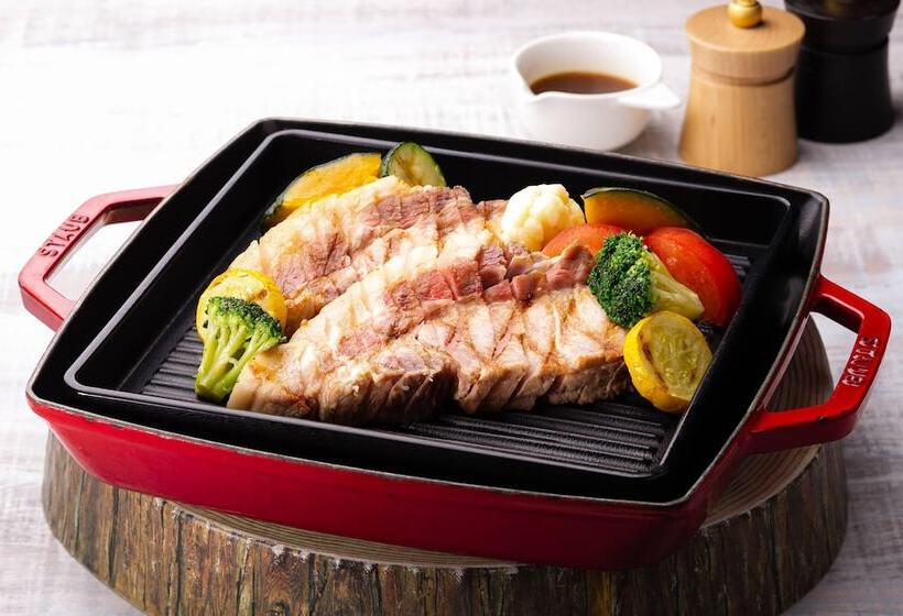 Oriental Hotel Okinawa Resort & Spa