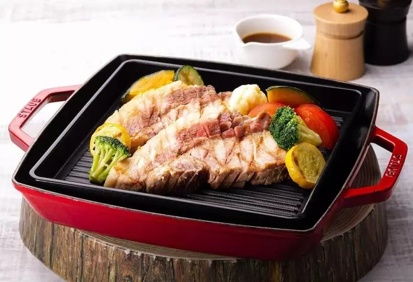 Oriental Hotel Okinawa Resort & Spa