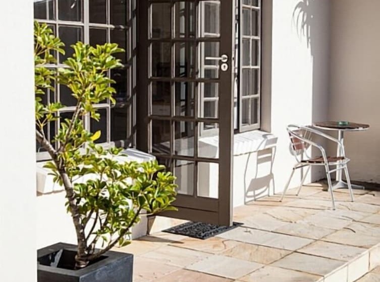 Hotel Palm Beach Guesthouse