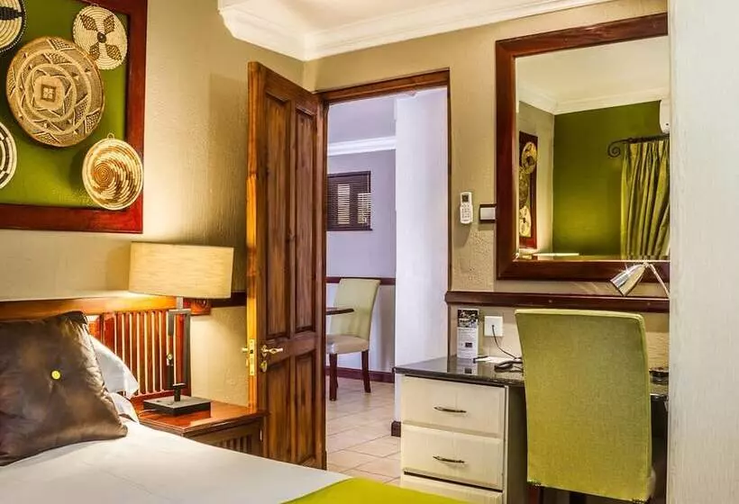 هتل Peermont Mondior